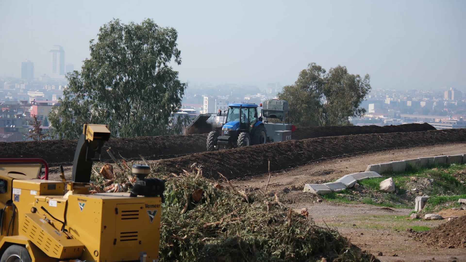 İzmir'in yeşil atıkları kompost gübreye dönüşüyor... Yılda 2 buçuk milyon tasarruf