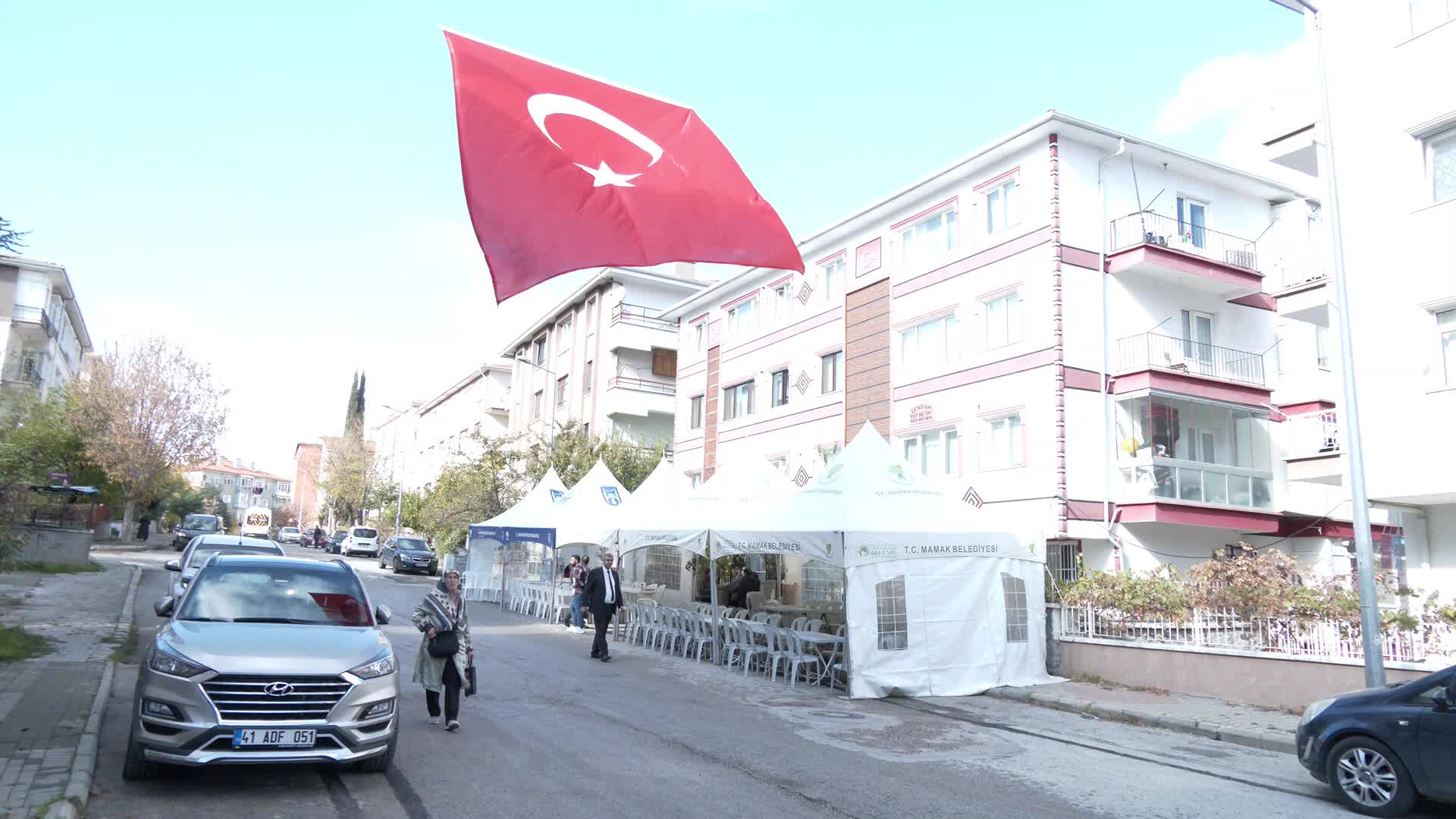 Şehit Hava Ulaştırma Uzman Çavuş Cem Dolapci'nın baba evinde yas...