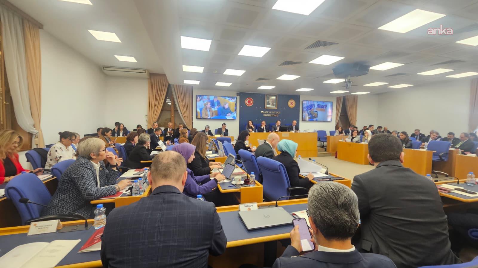 2026 bütçesi Plan ve Bütçe Komisyonu’nda... AK Partili Öncü: Sizin başörtülü bir milletvekiliniz yok, başörtülü bir danışmanınız bile yok
