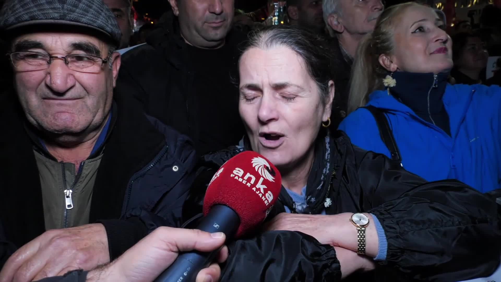 CHP'nin Sultanbeyli'de düzenlediği mitingde yurttaşlardan iddianame tepkisi: İddianame, iddia üzerine hazırlanırsa iddianamedir. İftira varsa iddianame değildir