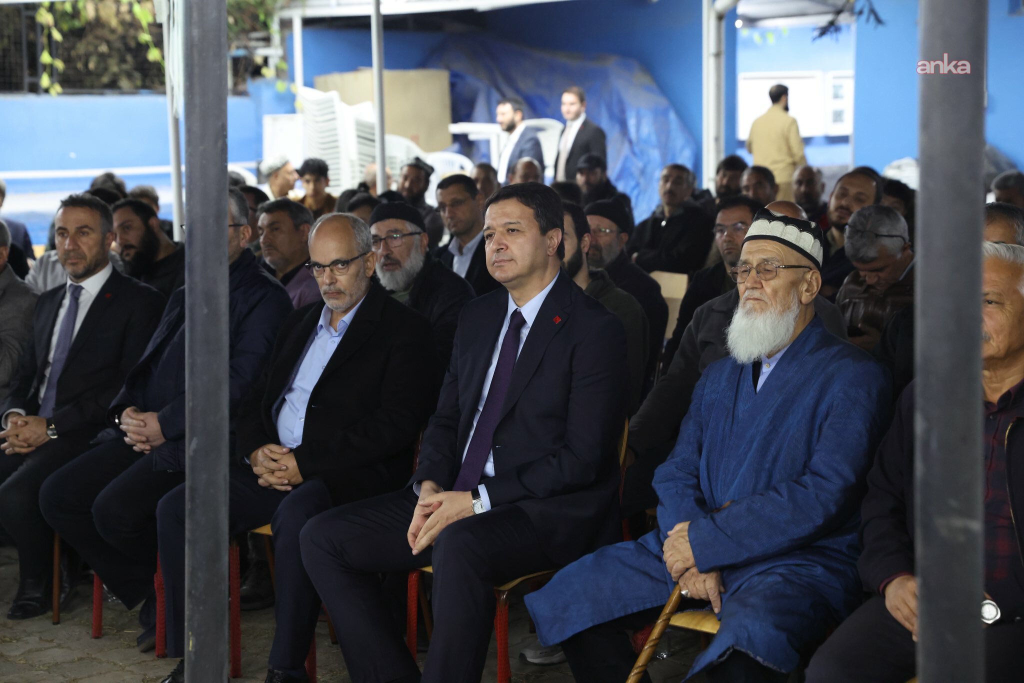 Mahmut Arıkan, Doğu Türkistan Kültür ve Dayanışma Derneği Genel Merkezini ziyaret etti