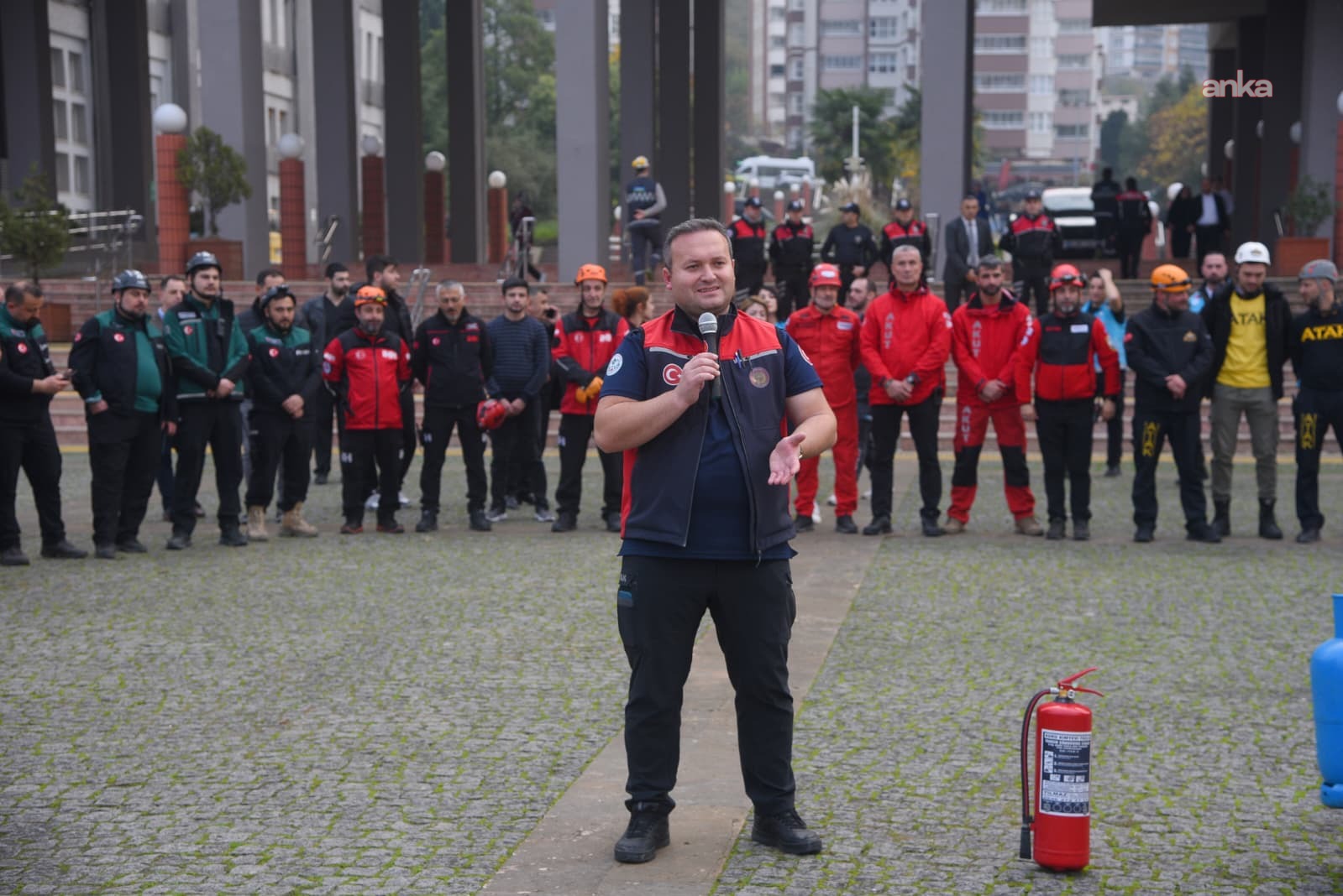 Giresun'da gerçekleştirilen deprem tatbikatında 28 farklı senaryo canlandırıldı