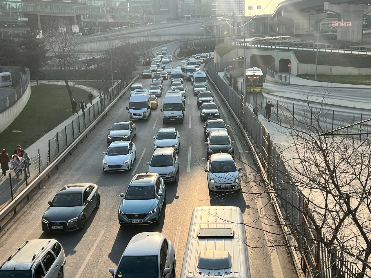 İstanbul'da 84 yolun hız sınırı değişti