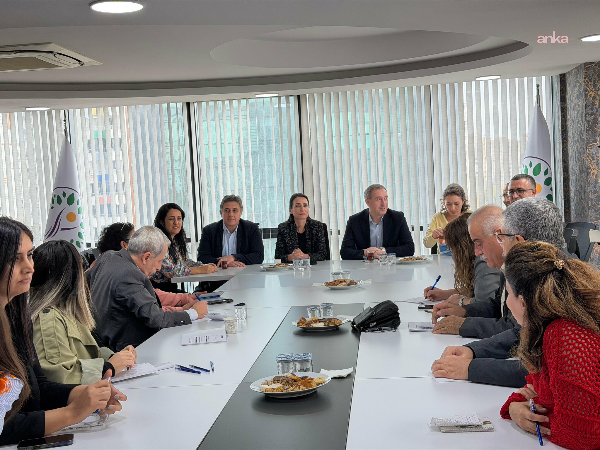 DEM Parti'den Demokratik Yerel Yönetimler buluşması