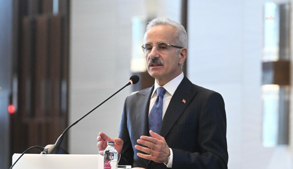 Abdulkadir Uraloğlu: Şehadet mertebesine ulaşan pilotumuza Allah’tan rahmet; ailesine sabır ve başsağlığı diliyorum
