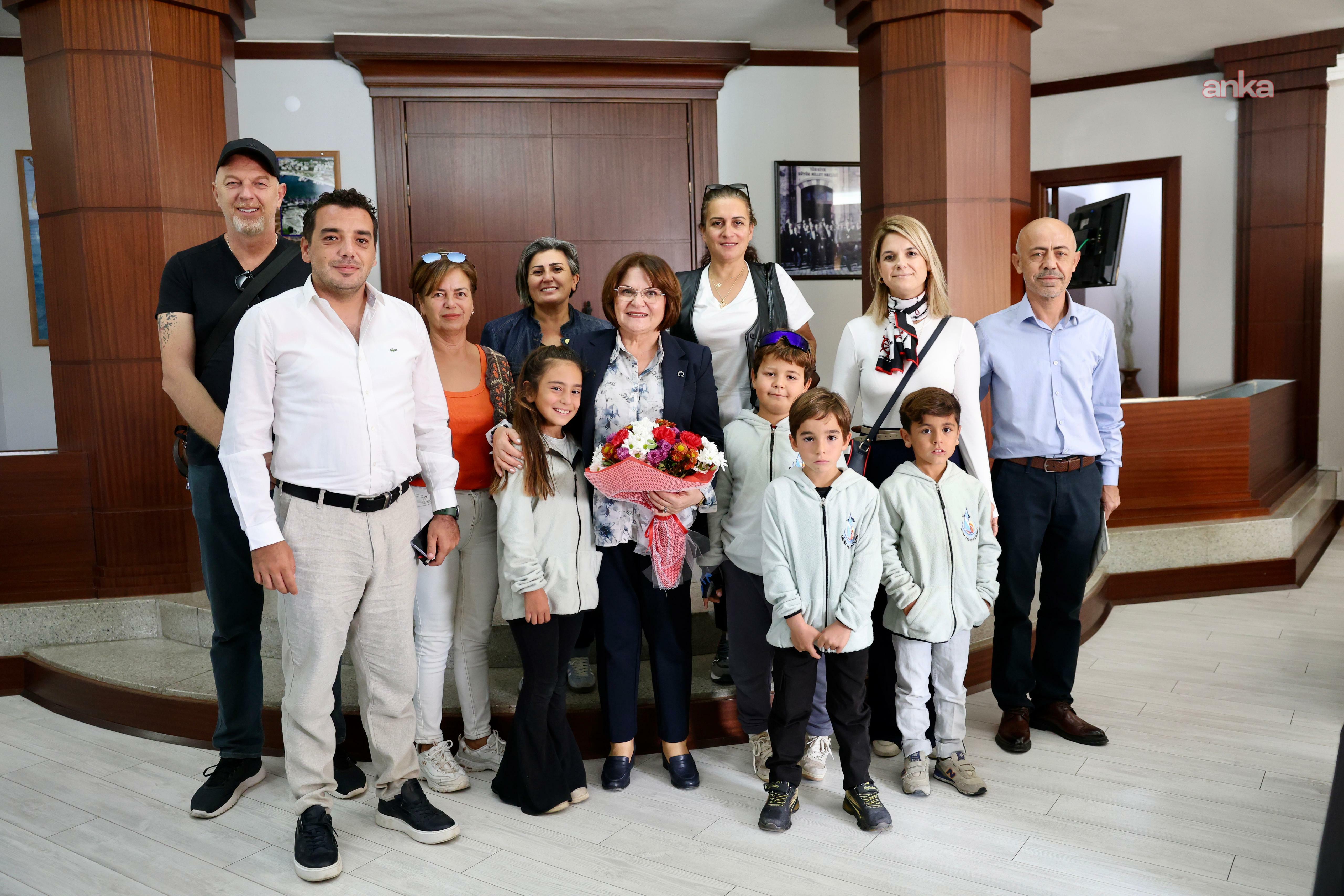 Didim Belediye Başkanı Gençay, minik yelkencileri ağırladı