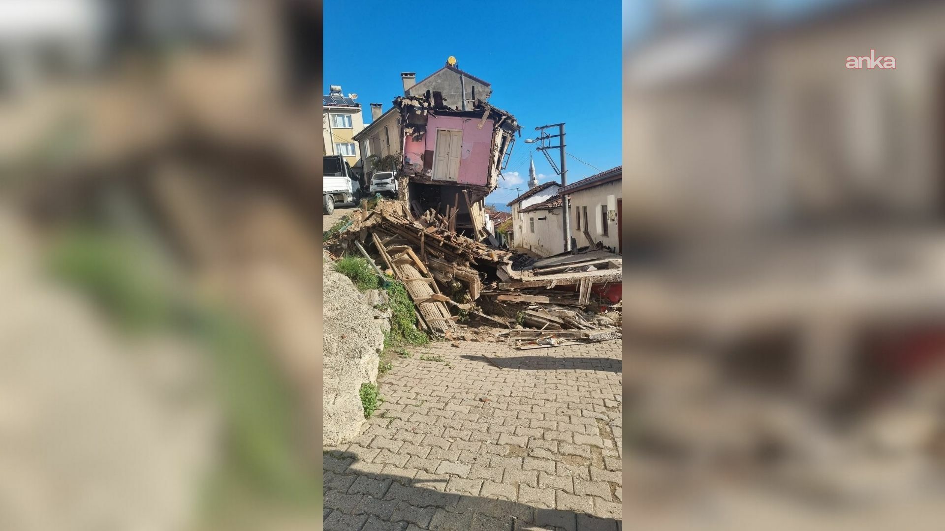 Mudanya Belediyesi'nden yıkılan "Tabut Ev"e ilişkin açıklama