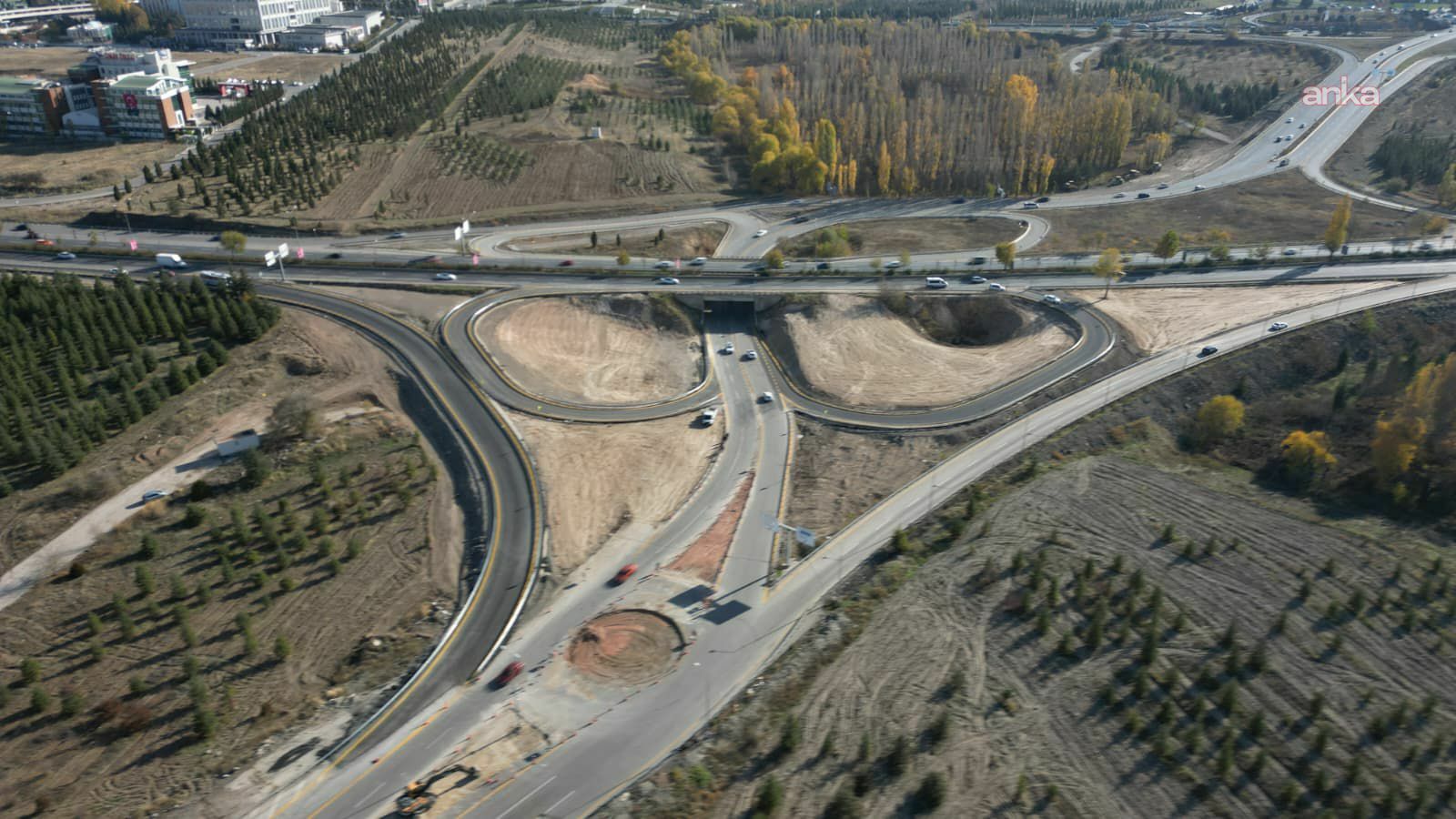 Sabancı Ankara Bulvarı Kavşağı, yonca tipi düzenlemeyle yeniden hizmete açıldı