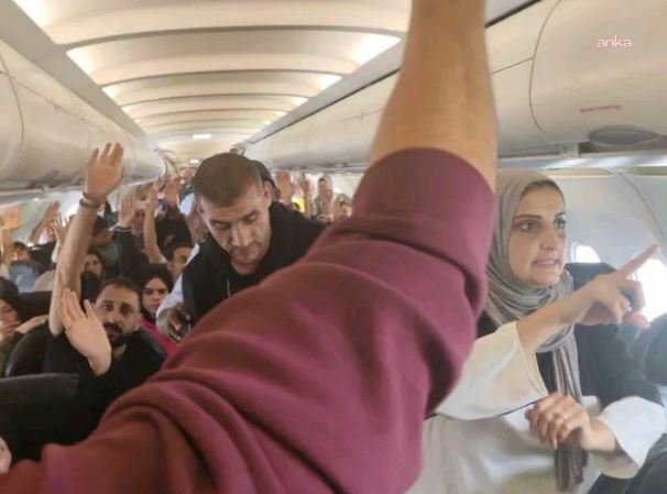13 saat bekletilen 150 Gazzeli mülteci Güney Afrika’ya alındı