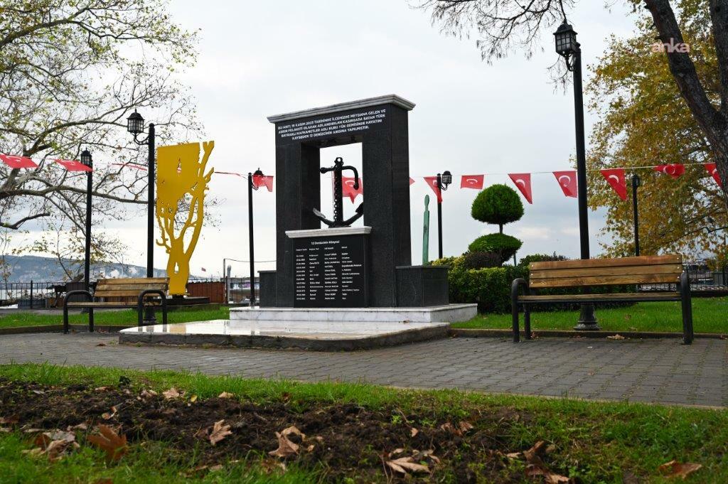 Karadeniz Ereğli Belediyesi, kasırgada hayatını kaybeden 12 denizci için anıt yaptırdı
