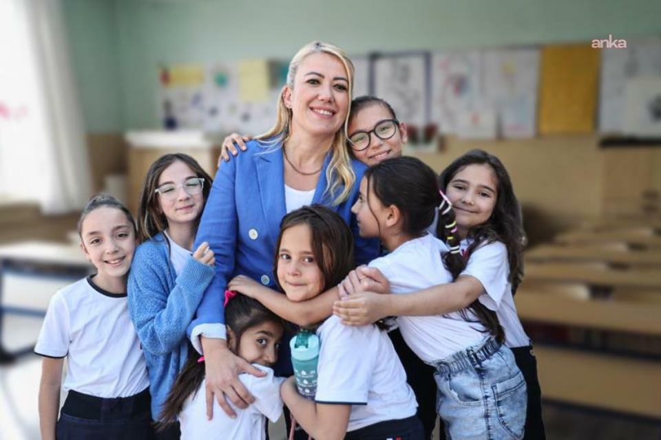 Merkezefendi Belediye Başkanı Doğan: “Öğrencilerimize öğrenim desteği sağlayarak, eğitim hayatlarına katkıda bulunuyoruz”