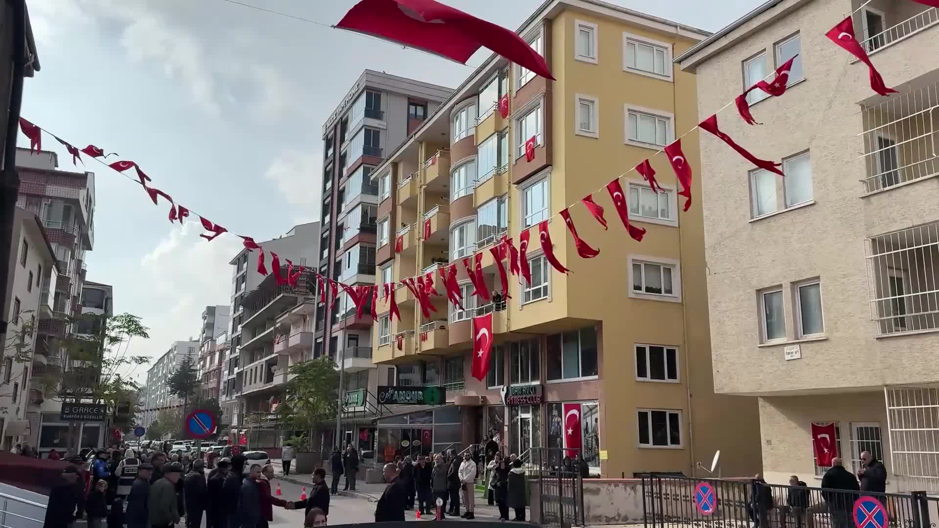 Niğde, şehidini gözyaşları içinde uğurladı