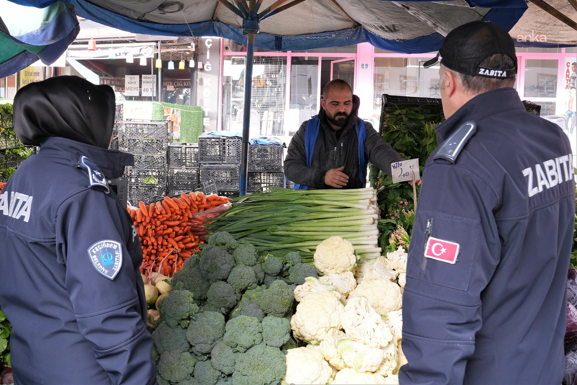 Keçiören zabıtasından semt pazarlarında denetim