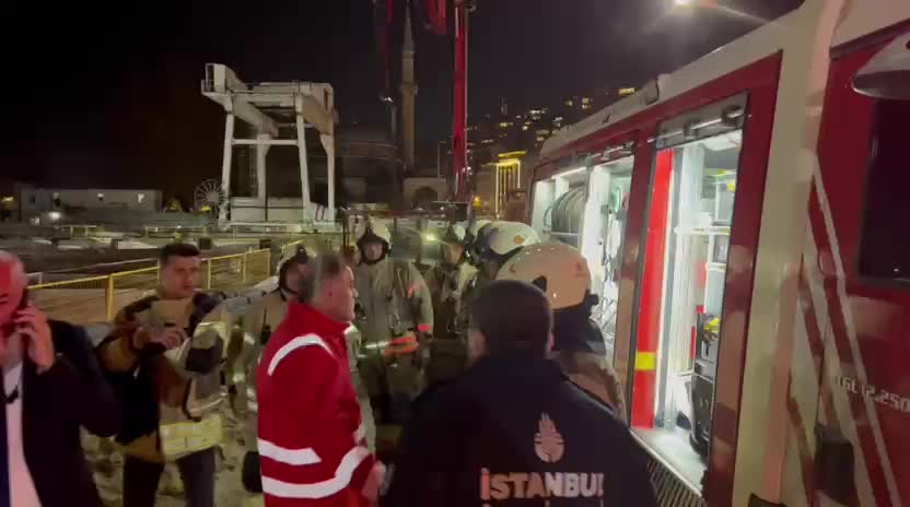 Kabataş’ta metro inşaatında iskele çöktü: 5 işçi yaralı