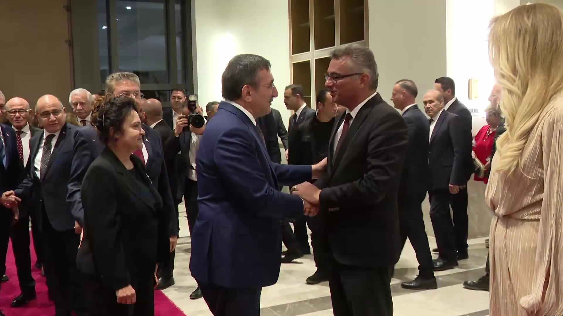 Özgür Özel, KKTC’de Cumhurbaşkanı Erhürman’ın Cumhuriyet Bayramı resepsiyonuna katıldı
