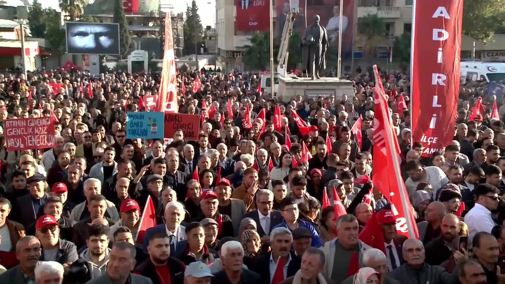 CHP'nin Kilis'te "Millet İradesine Sahip Çıkıyor" mitingi... Ekrem İmamoğlu: "Milletin vicdanında ve gönlünde karşılık bulan sesi kısmaya kimsenin gücü yetmez"