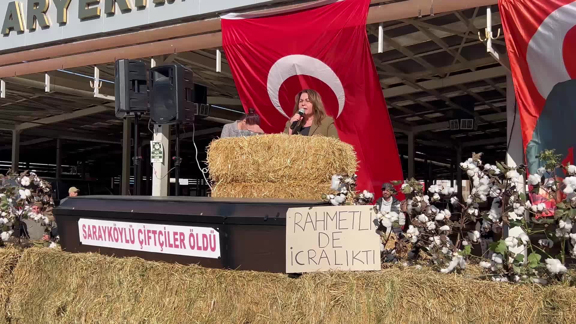 Denizli'de çiftçilerin eylemine CHP'li Karaca ve Arpacı'dan destek: Eğer üretirsek, ürettiğimiz değer bulursa var oluruz, üretemezsek yok oluruz