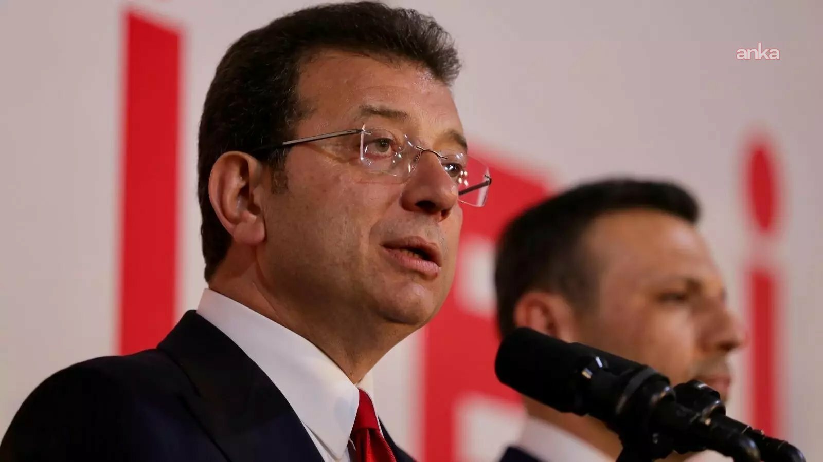 İmamoğlu: "AK Partili ilgililere teşekkürler, iddianamenin tümüyle siyasi olduğunu tüm dünyaya kanıtladınız"