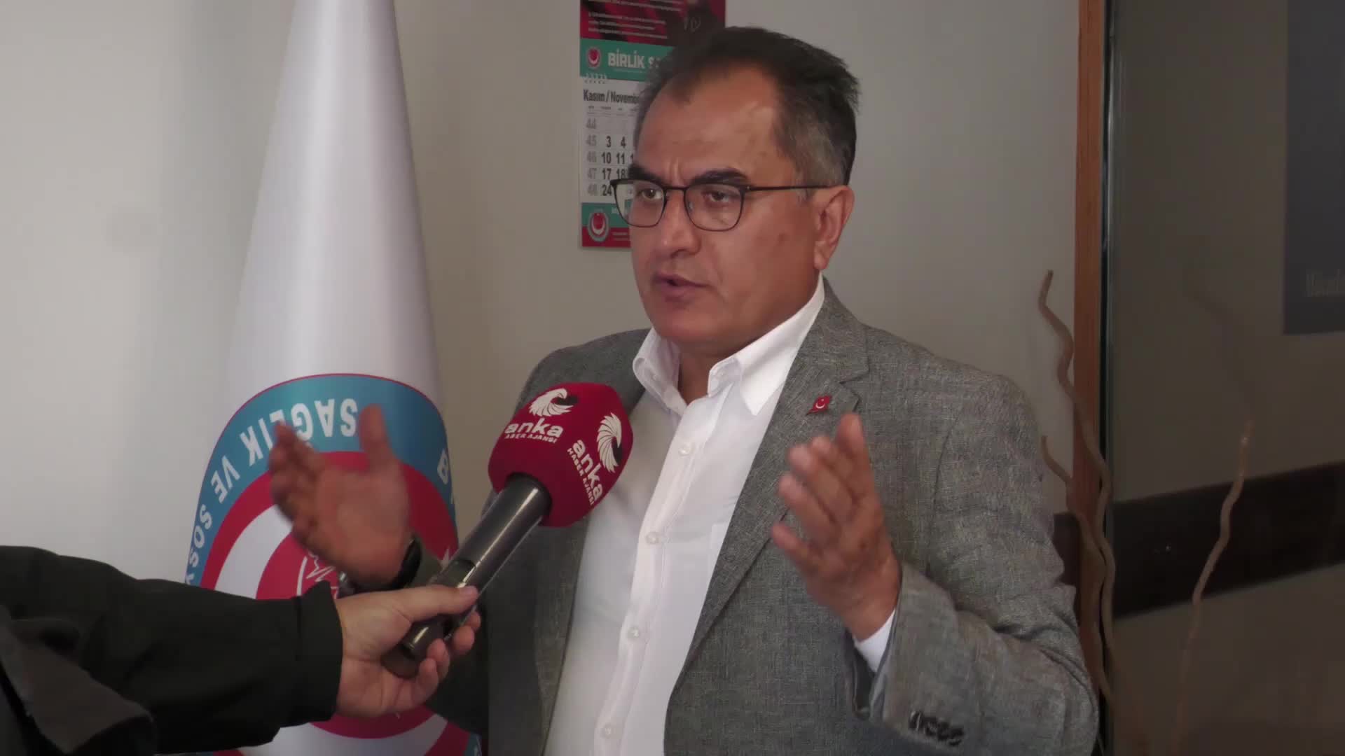 Birlik Sağlık Sen Genel Başkanı Doğruyol'dan Çiğli Eğitim ve Araştırma Hastanesi’ndeki kamera uygulamasına tepki: "Hasta ve çalışan mahremiyeti ihlal ediliyor"