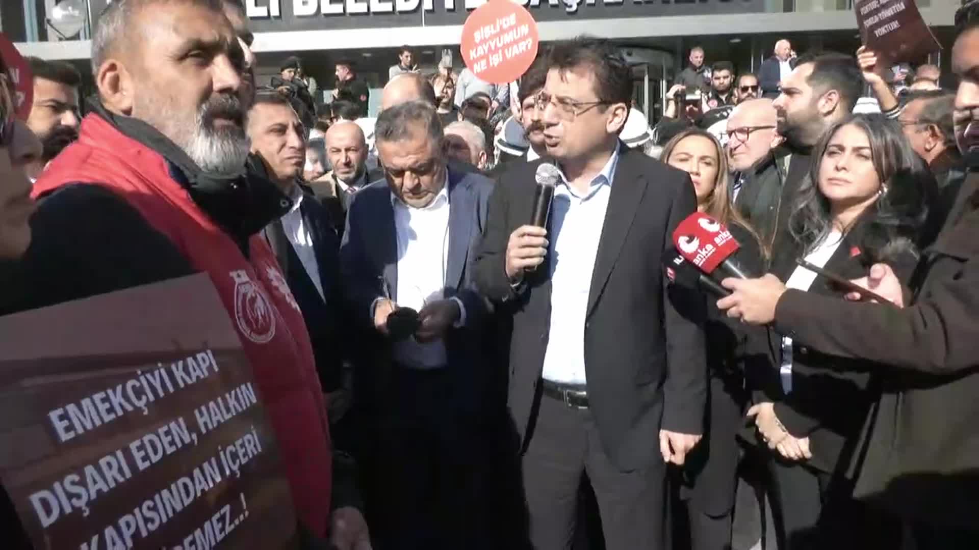 Şişli Belediyesi önünde eylem: “Kayyum, Taşyapı karşıtı toplantıya katıldıkları, alacak davası açmaları ve CHP’li olmaları gerekçesiyle 9 arkadaşımızı işten çıkardı”