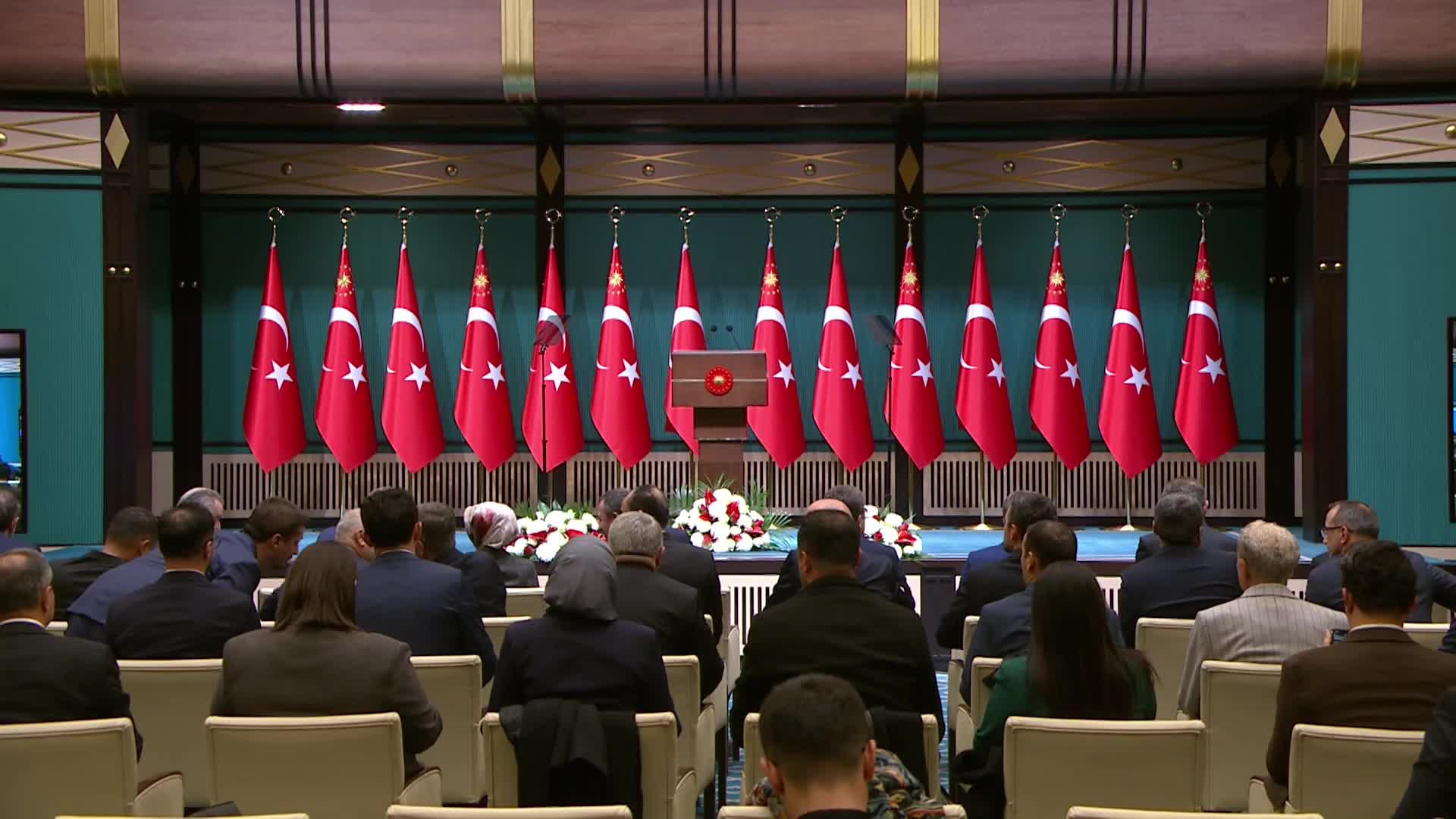 Cumhurbaşkanı Erdoğan: 11 ilimiz için hedefimiz yılbaşından önce 453 bin bağımsız bölümün anahtar teslimini yapmak