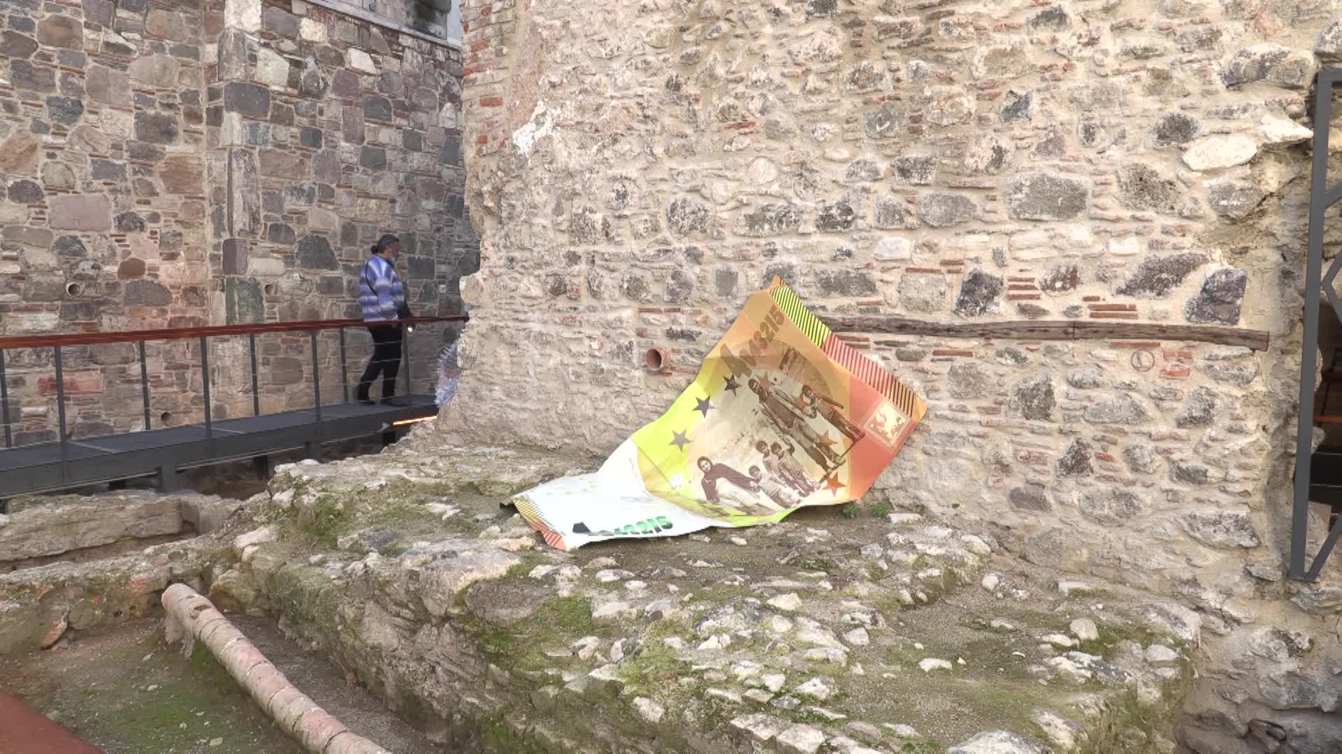 Sanat ve tarihi buluşturan Kıllıoğlu Hamamı’na yoğun ilgi