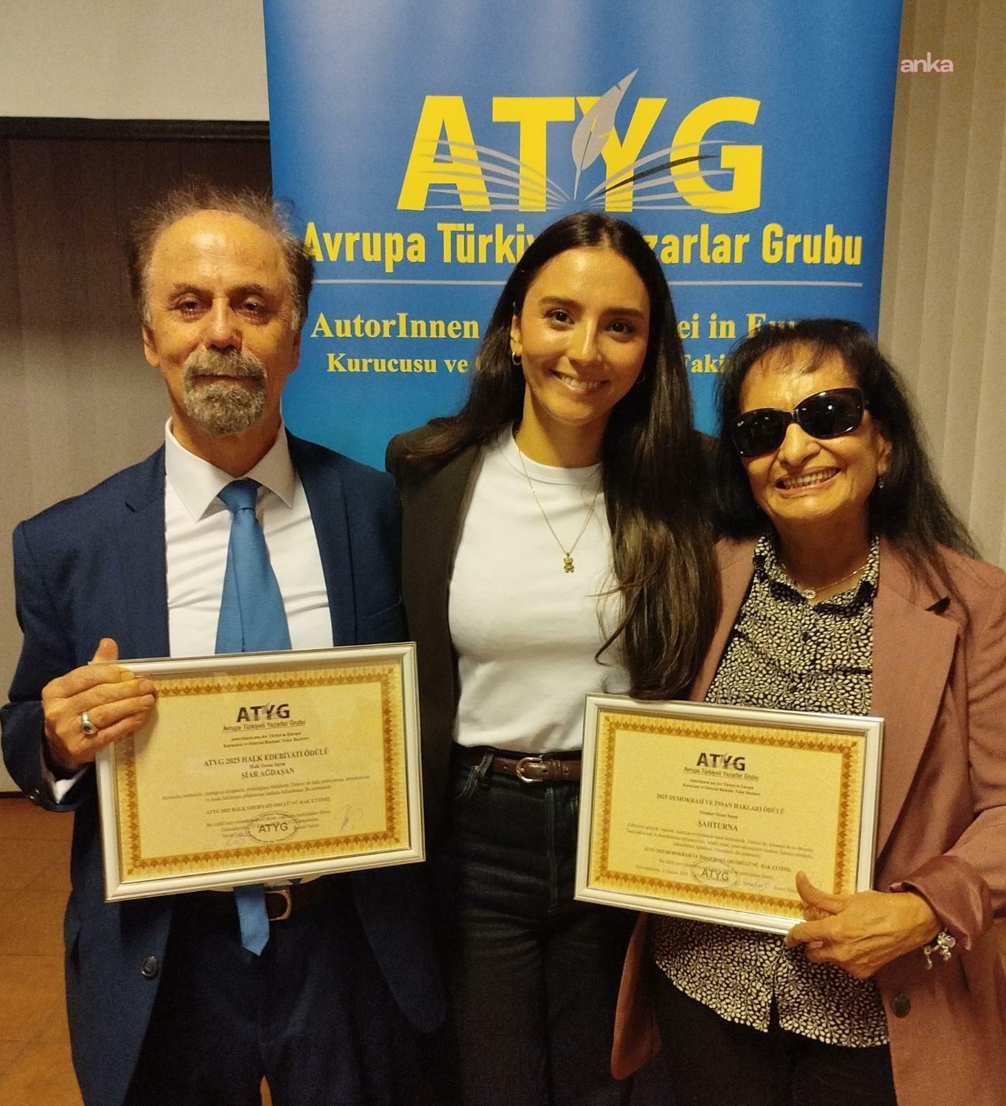 ATYG'nin Demokrasi, Özgürlük ve İnsan Hakları Ödülü ile Halk Edebiyatı Ödülü ozanlar Şah Turna ve Ağdaşan'a