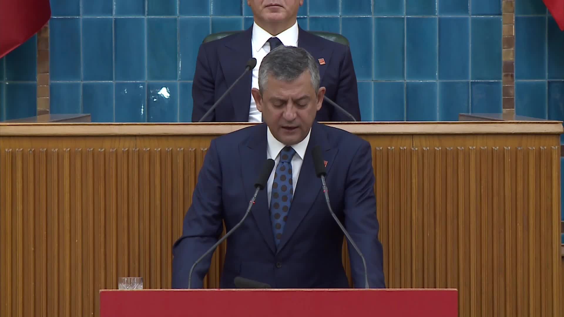 CHP Grup Toplantısı... Özgür Özel: İlk işimiz Cumhurbaşkanı’mızla birlikte AK Parti’nin kara düzeninin anonim şirketi KADAŞ’ı özelleştireceğiz