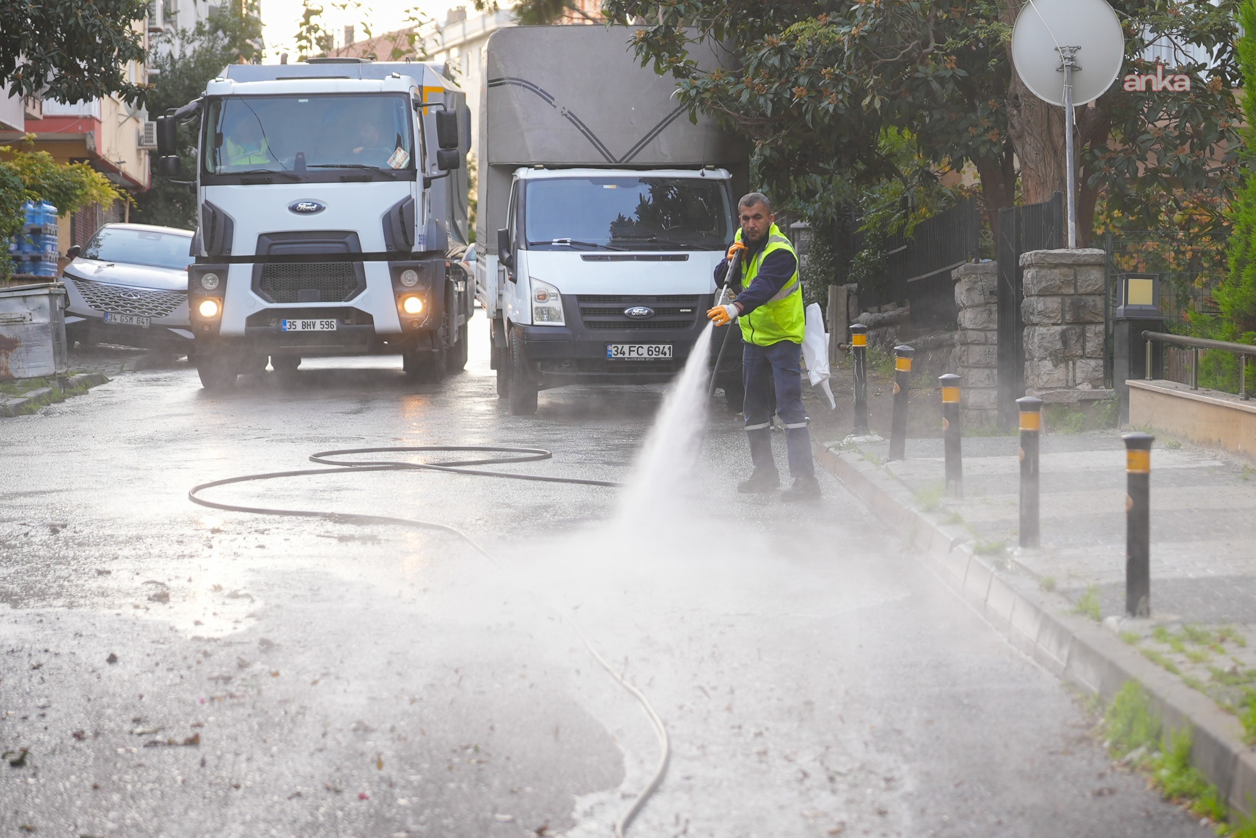 Maltepe genelinde temizlik çalışmaları devam ediyor