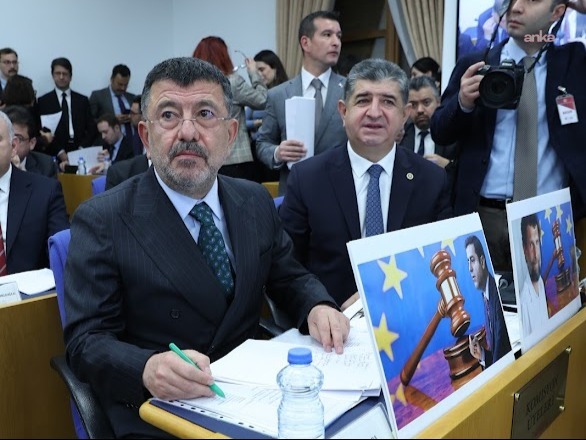 2026 bütçesi Plan ve Bütçe Komisyonu'nda... Veli Ağbaba: Trump’a karşı, Barrack’a karşı süt dökmüş kedi gibisiniz