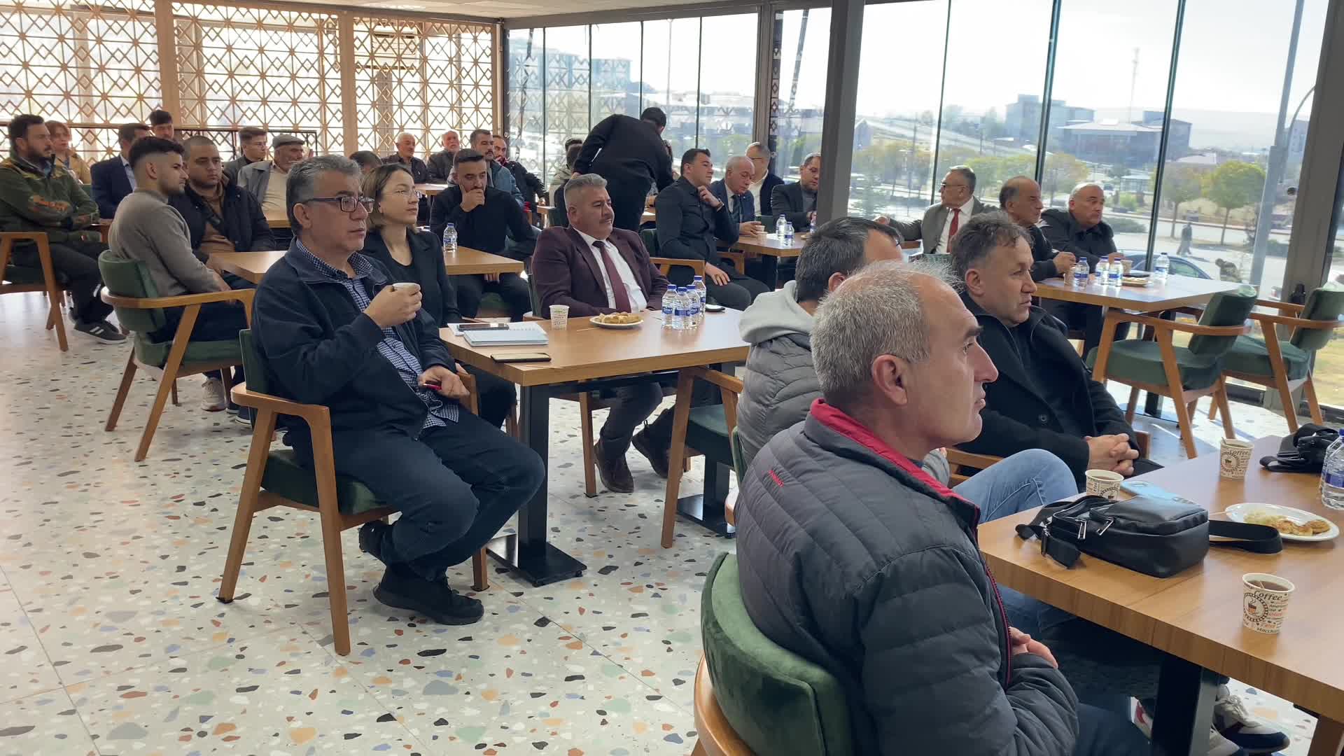 Yozgat'ta şap hastalığı ve arıcılık sorunları ele alındı