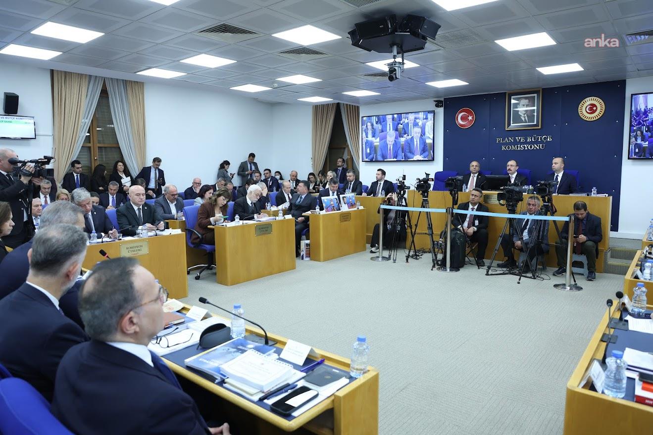 2026 bütçesi Plan ve Bütçe Komisyonu'nda... Çelenk: Milliyetçi ve kriz odaklı dış politika, Türkiye’nin diplomasideki rolünü zayıflatıyor