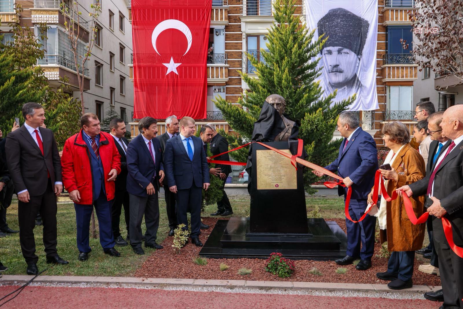 Kaysın Kuliyev’in yeni büstü, Keçiören’de törenle açıldı