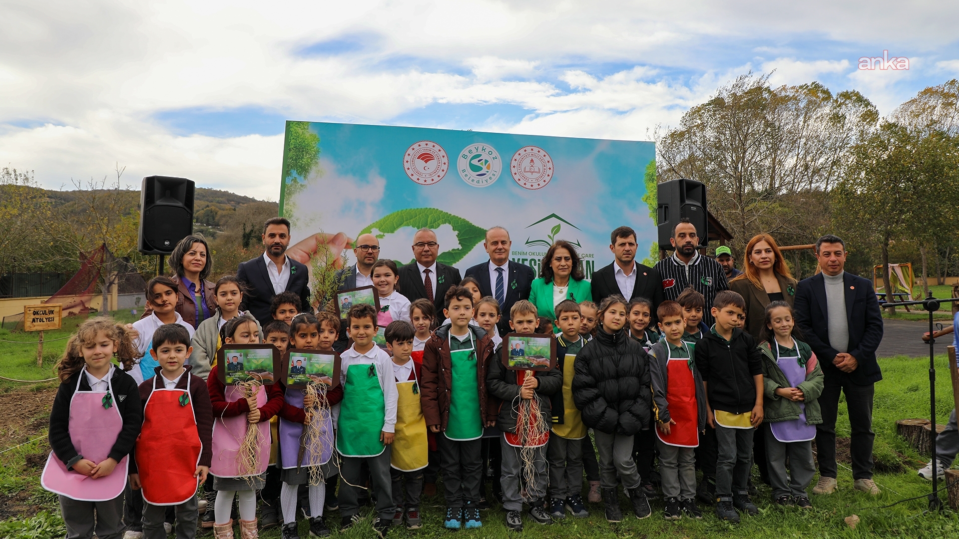Beykoz’da 20 şehit için 20 fidan toprakla buluşturuldu