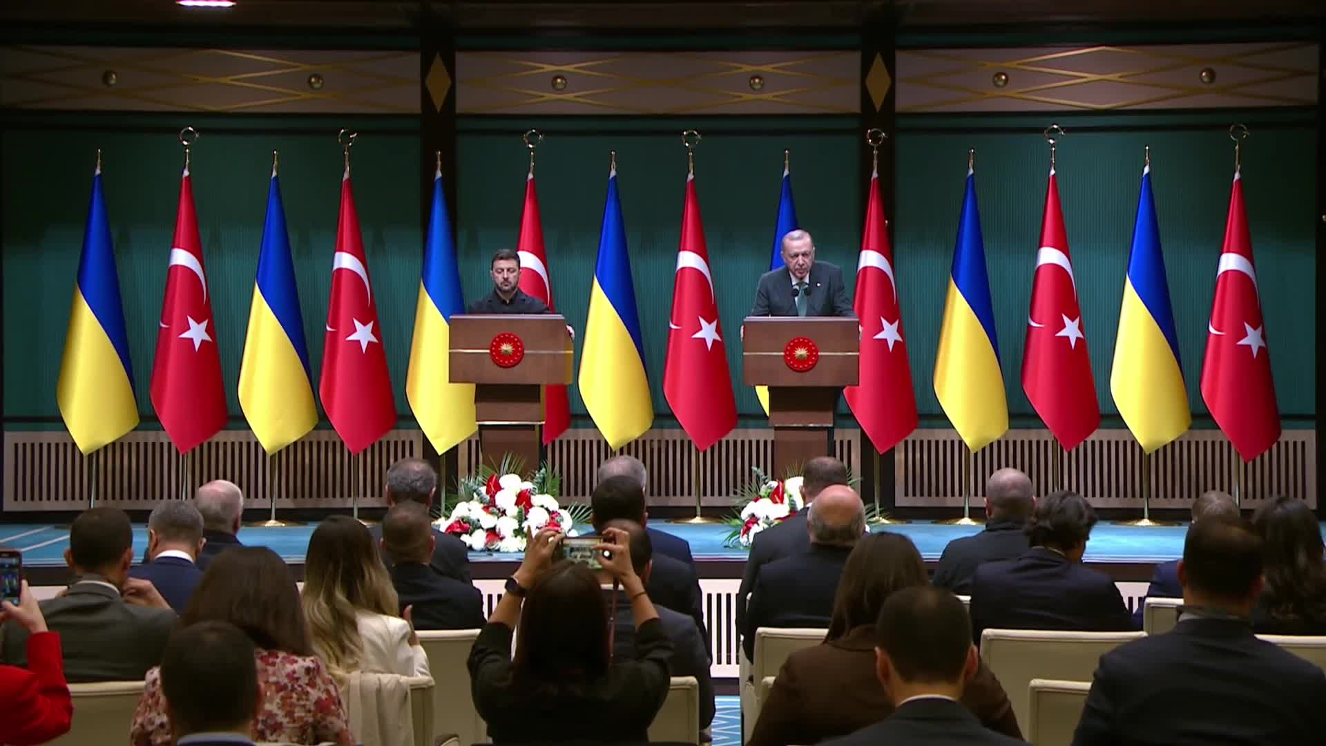 Cumhurbaşkanı Erdoğan: İstanbul sürecinin yeniden devreye girmesinin faydalı olacağı kanaatindeyiz