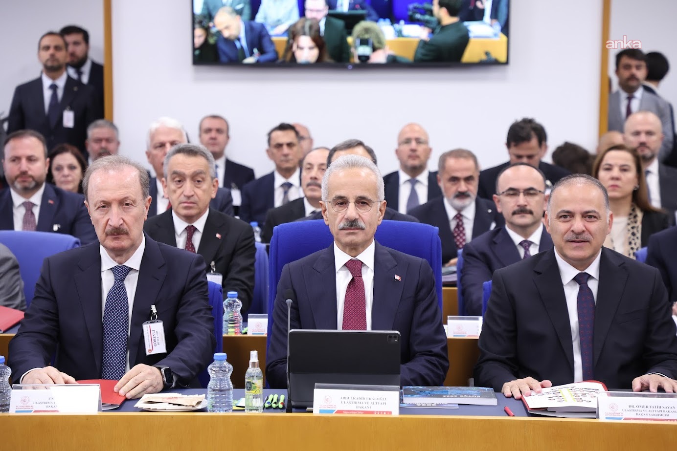 2026 bütçesi Plan ve bütçe Komisyonu'nda... Bakan Abdulkadir Uraloğlu: Vallahi benim Cumhurbaşkanım Trump'ın yanında en delikanlı duran adamdır, ben onunla gurur duyuyorum