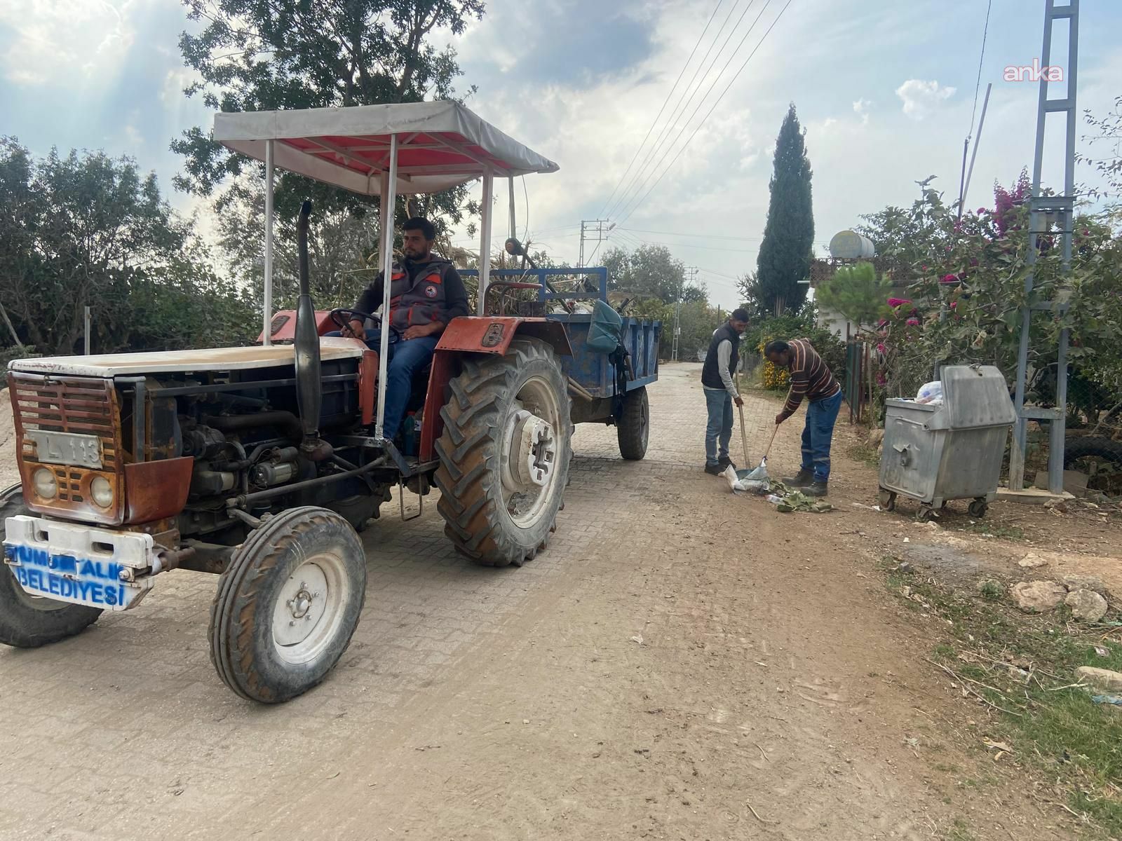 Yumurtalık Belediyesi, ilçe genelinde temizlik çalışmalarını sürdürüyor
