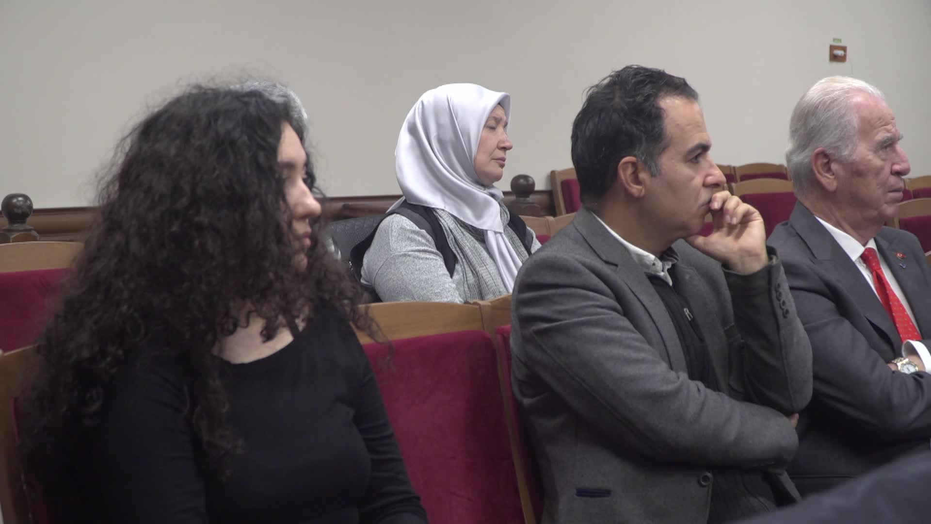 Osmangazi'de "Şadırvanlı Han Felsefe Konferansları" başladı