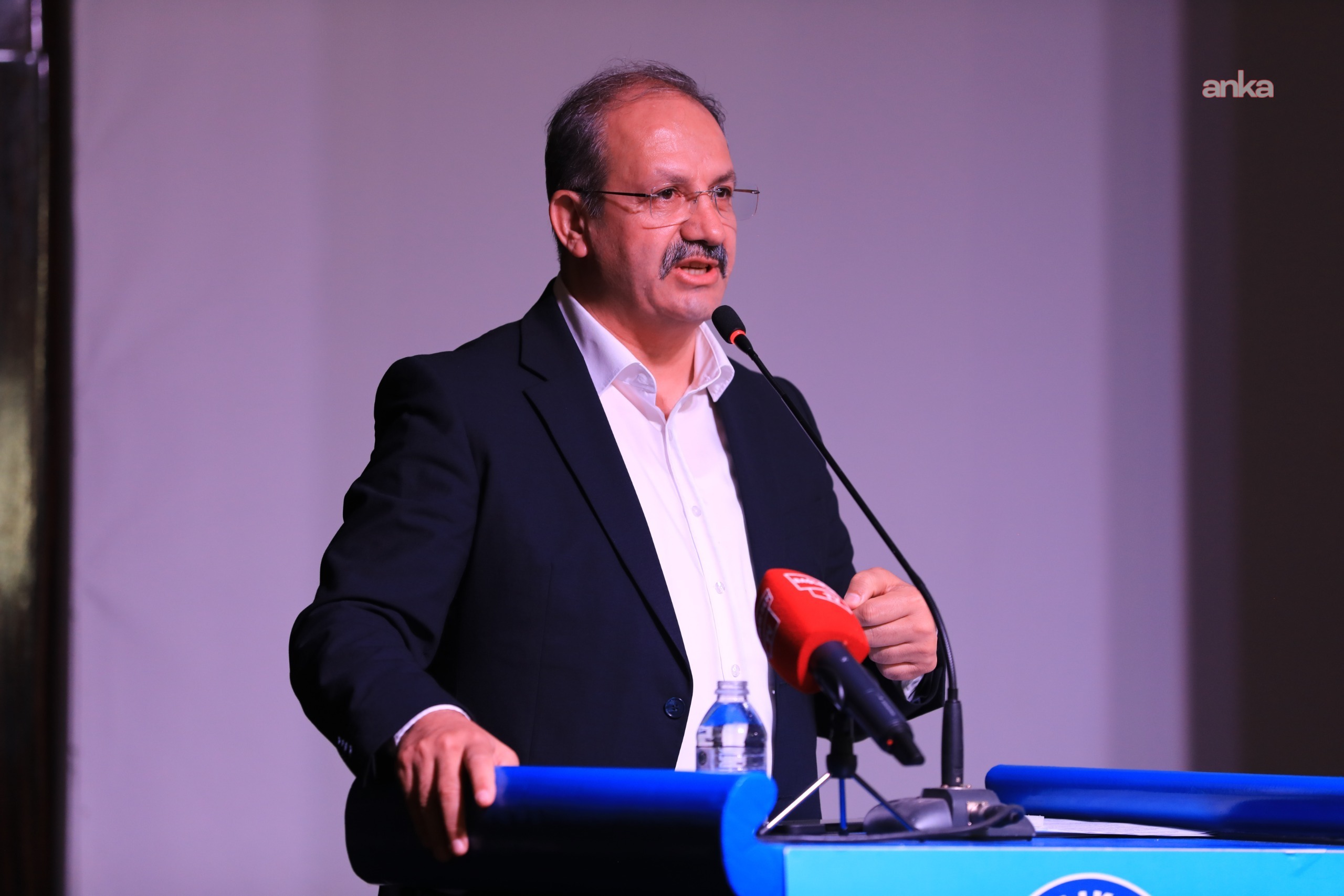 Sağlık-Sen'in araştırması ortaya koydu: Sağlıkçılar ek gelir arayışında