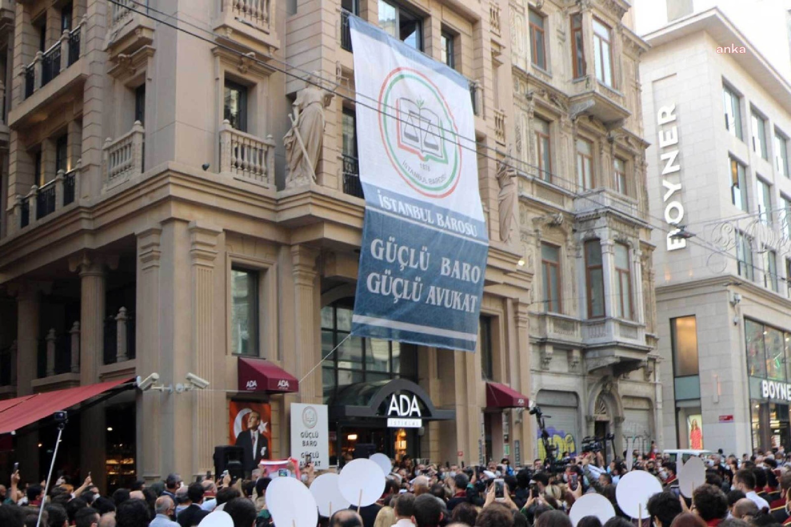 İstanbul Barosu açıkladı: 2020–2025 arasında 70 bini aşkın çocuk hırsızlık suçlamasıyla adli sistemde yer aldı