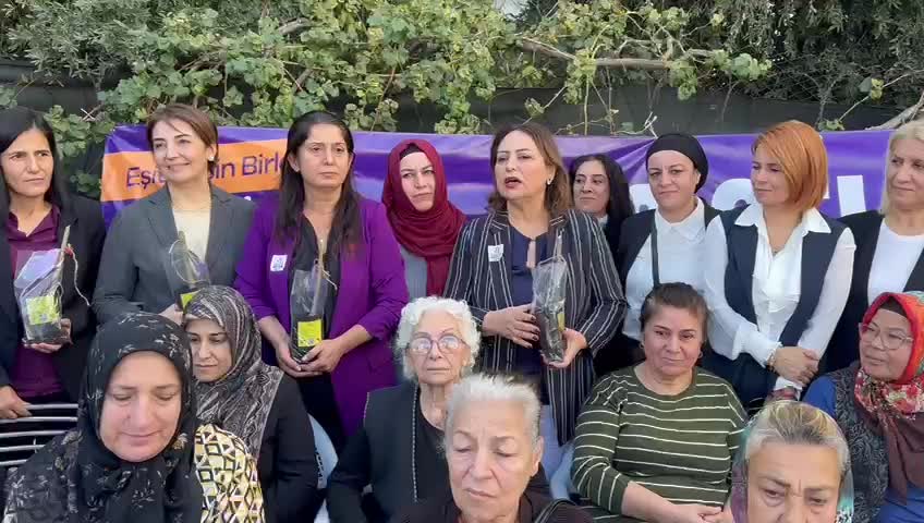 CHP’li Şevkin: Zeytin ağaçlarını çoğaltmak ve  toplumsal bilince katkı sağlamak için “Bir fidan dik, bir gelecek yeşert” kampanyası başlattık