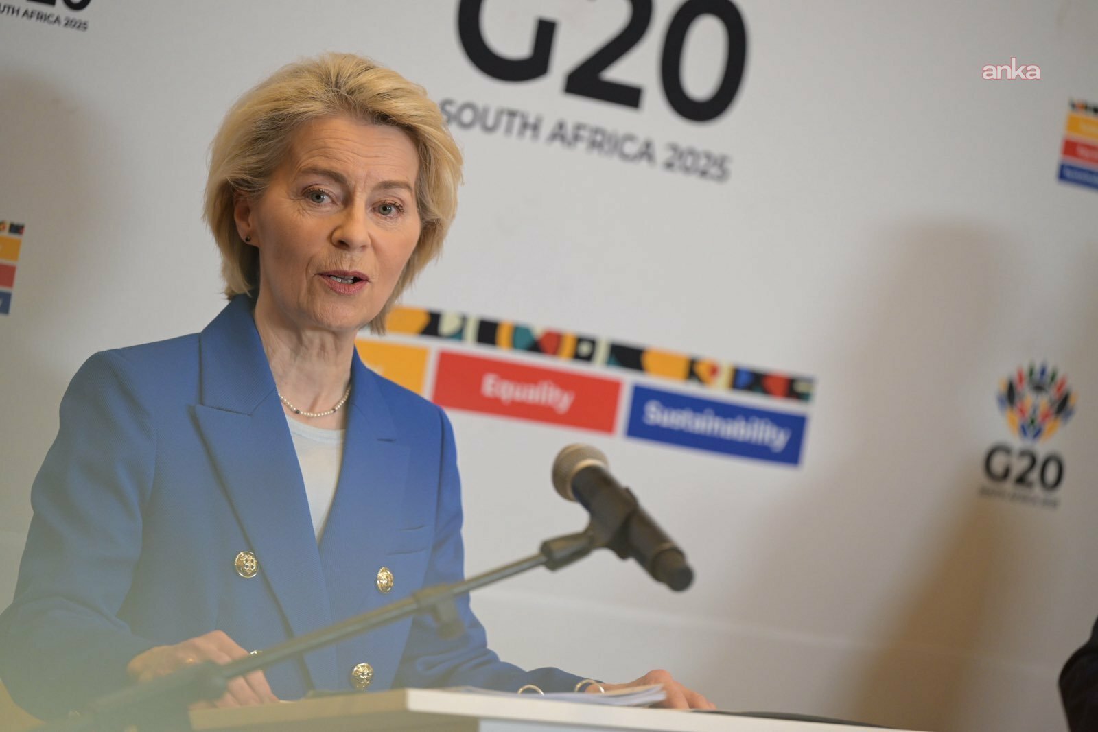 Ursula von der Leyen: Yaptırımlar Rusya'yı sarsıyor, AB Ukrayna'yı desteklemeye devam edecek