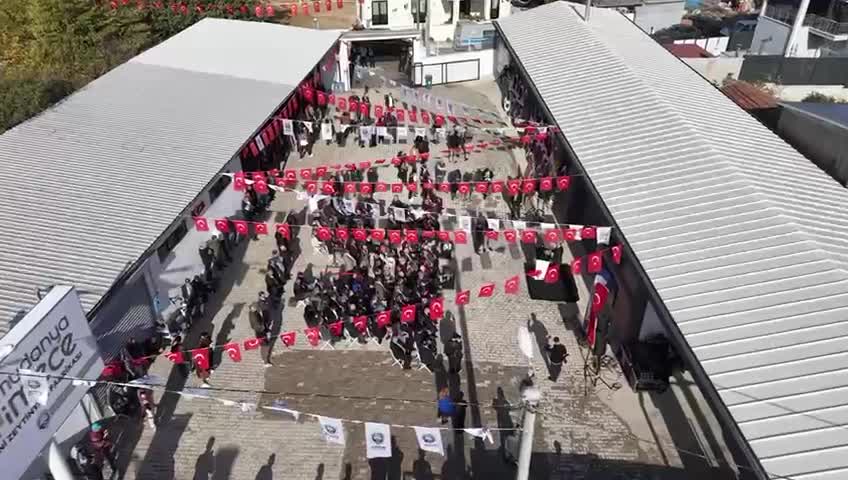Mudanya'da imece modelinin ilk adımı: Çepni Zeytinyağı Fabrikası hizmete girdi