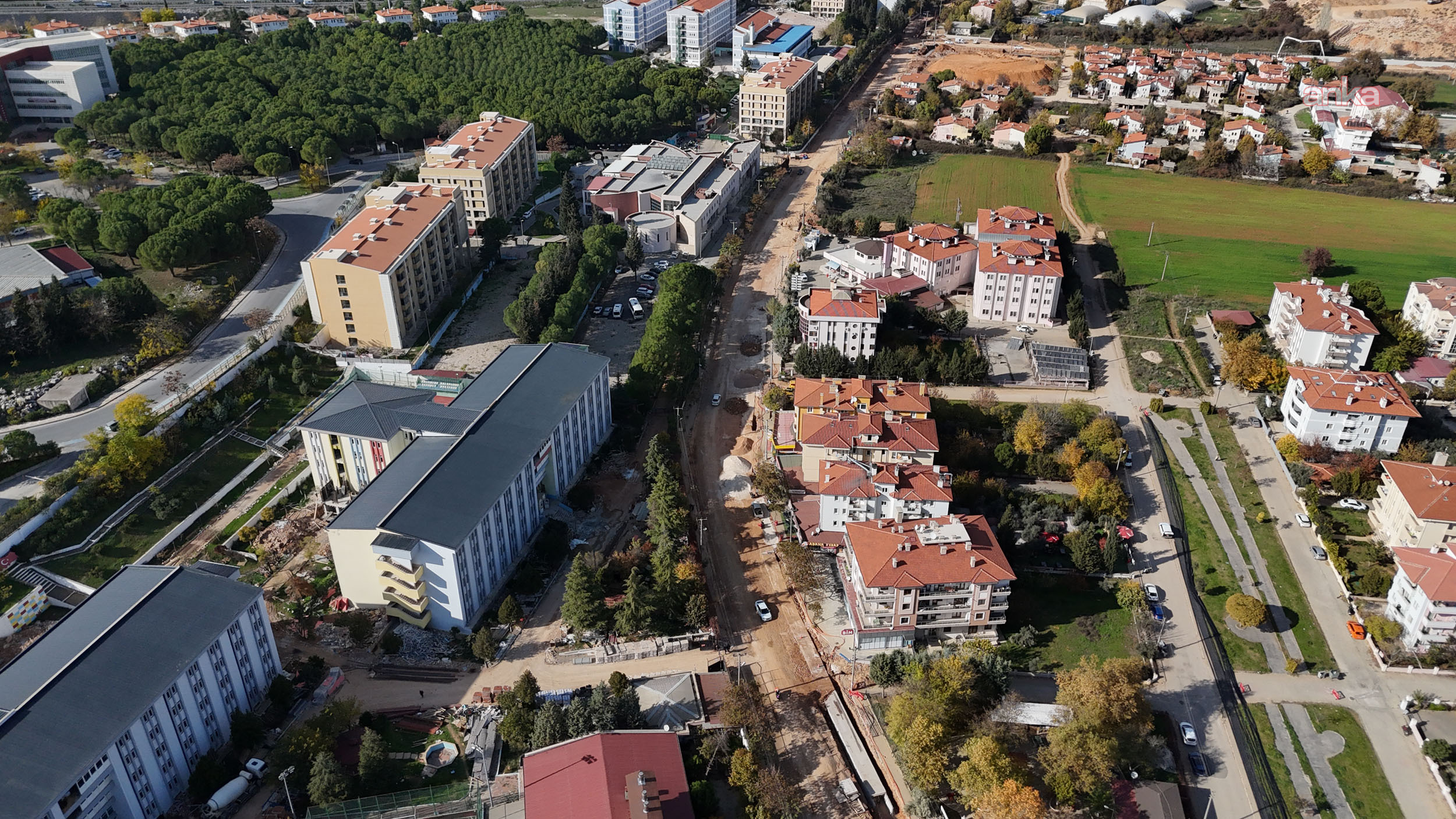 Muğla Büyükşehir Belediyesi’nden Menteşe’nin iki mahallesinde yenileme çalışması