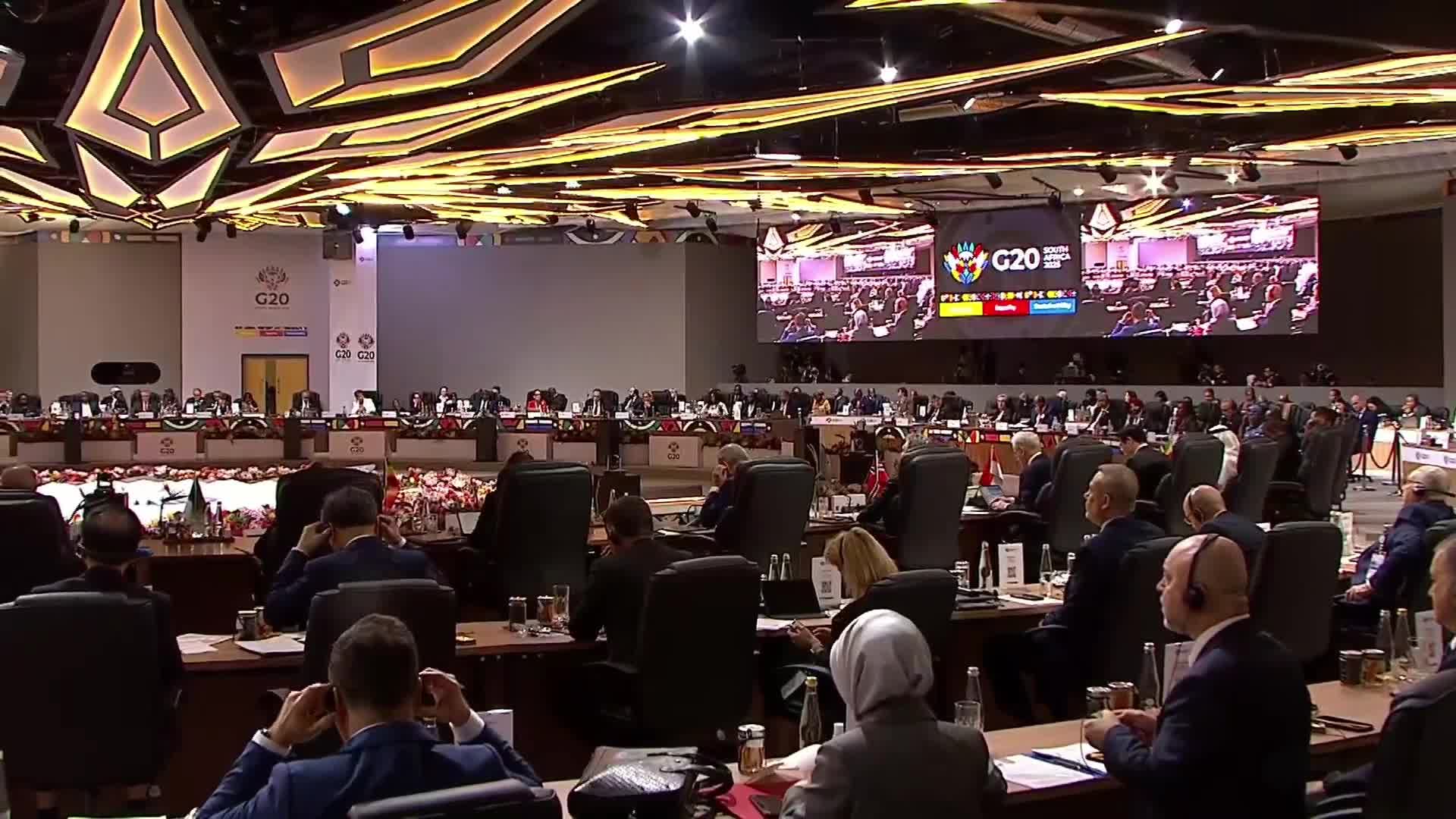 Cumhurbaşkanı Erdoğan: “Kimseyi geride bırakmayan kapsayıcı bir küresel ekonomi için G20 daha fazla sorumluluk almalı”