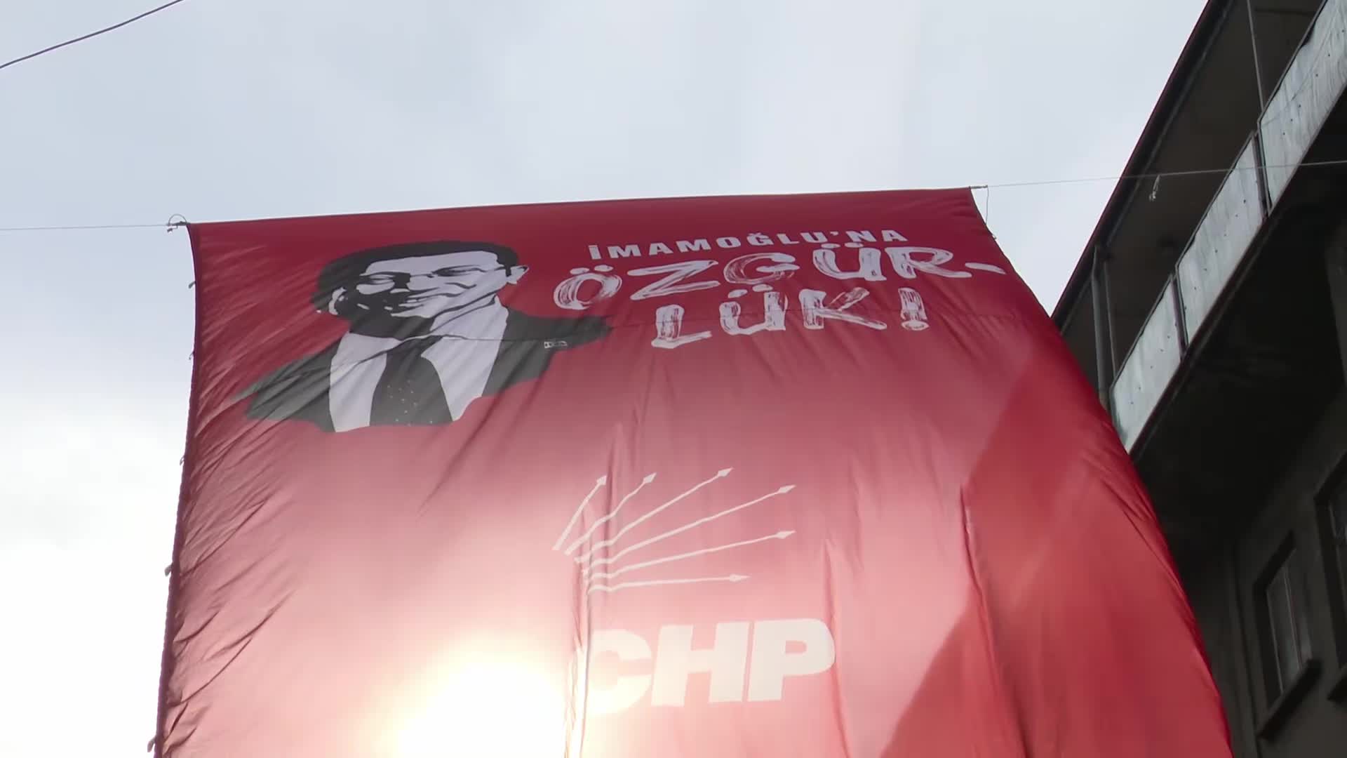 CHP'nin "Millet İradesine Sahip Çıkıyor" mitingi...Vatandaşlar alana sığmadı, Zonguldaklılar "Korkuyorlar, korkacaklar, korksunlar" dedi