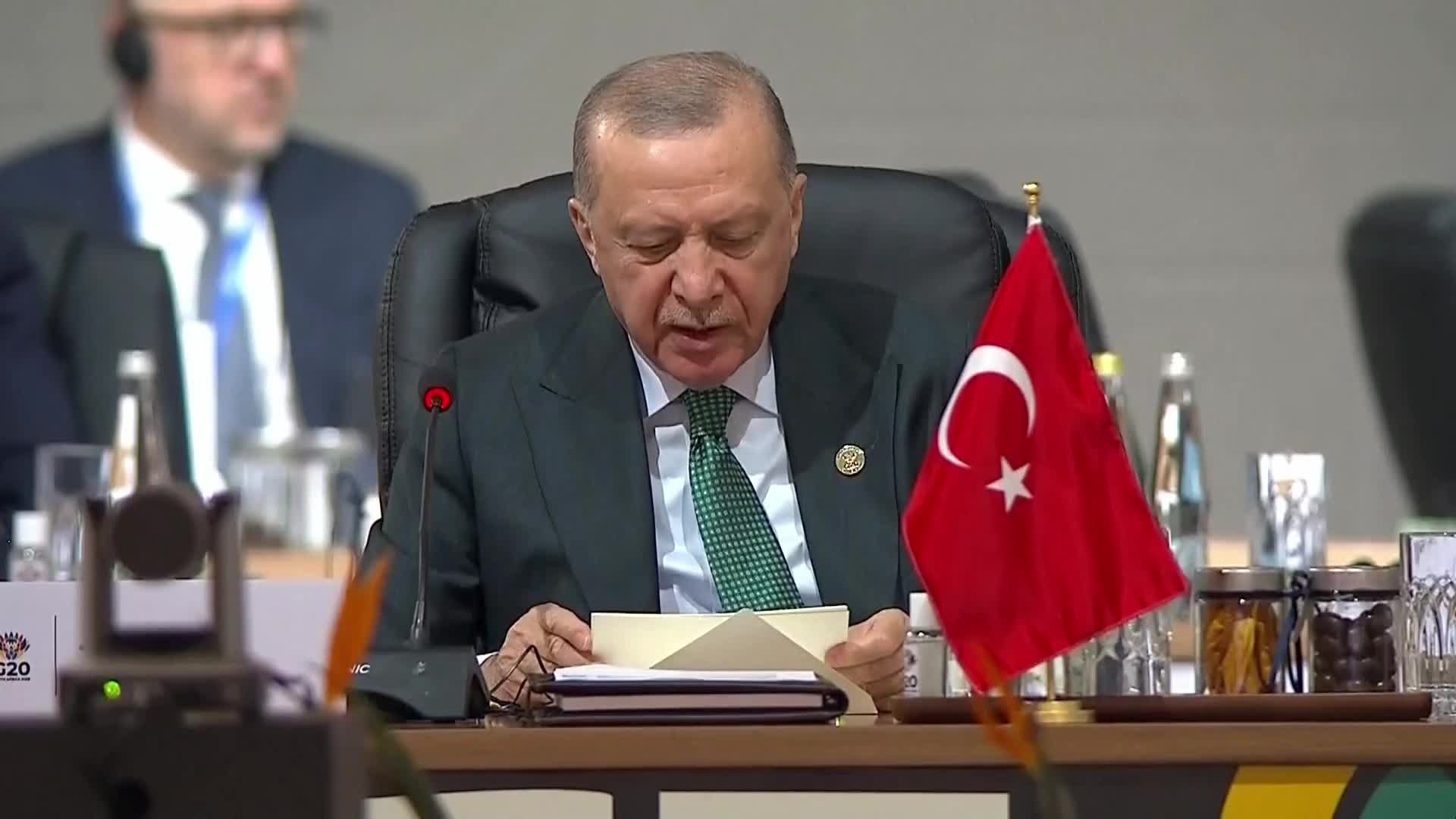 Cumhurbaşkanı Erdoğan: Gazze'de sağlanan ateşkesin devamı tüm dünyanın huzuru için önemli