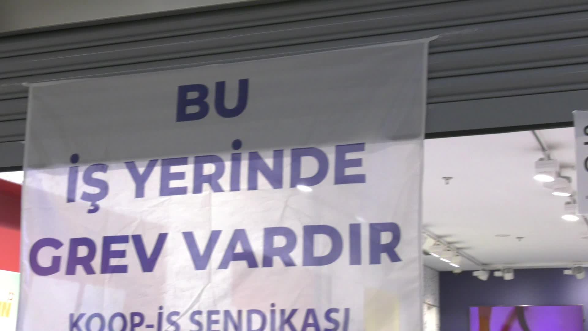 Swatch’ın saatlerinde zaman "greve" ayarlı: Bizim insanımızın Almanya’da, İsviçre’de, İngiltere’de çalışanlardan ne farkı var? Onlara verdiklerinin dörtte birini vermiyorlar