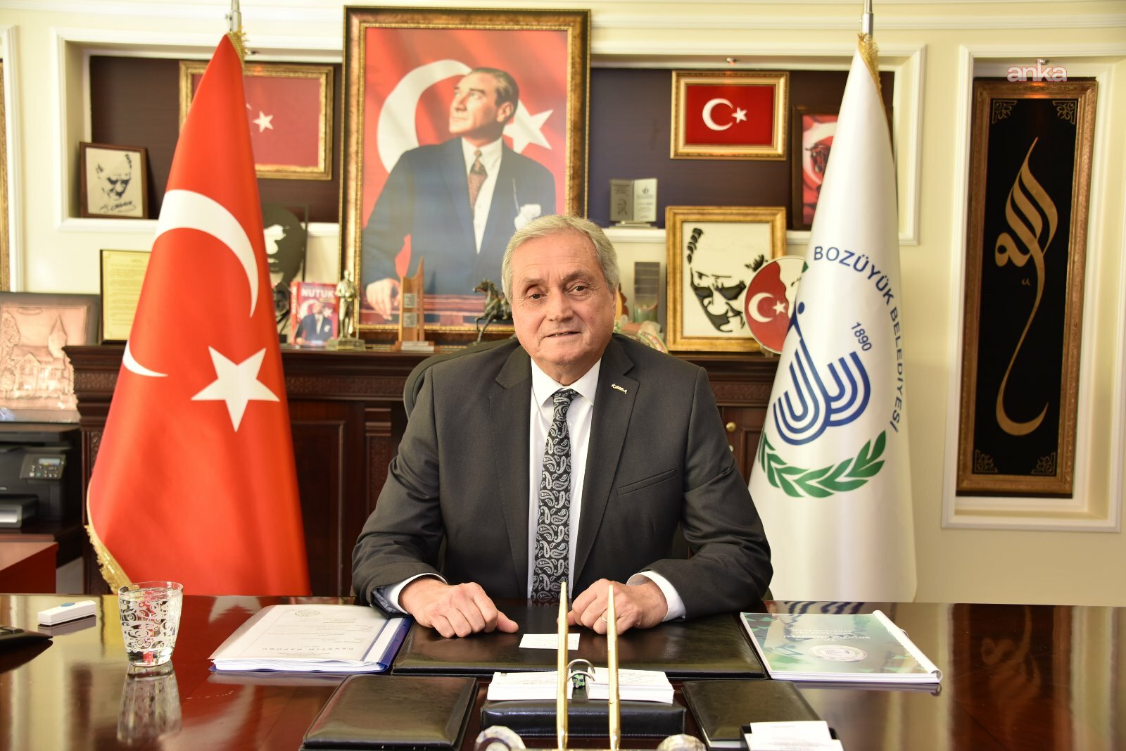 Bozüyük Belediye Başkanı Talat Bakkalcıoğlu: Öğretmenlerimizin Öğretmenler Günü’nü kutluyorum