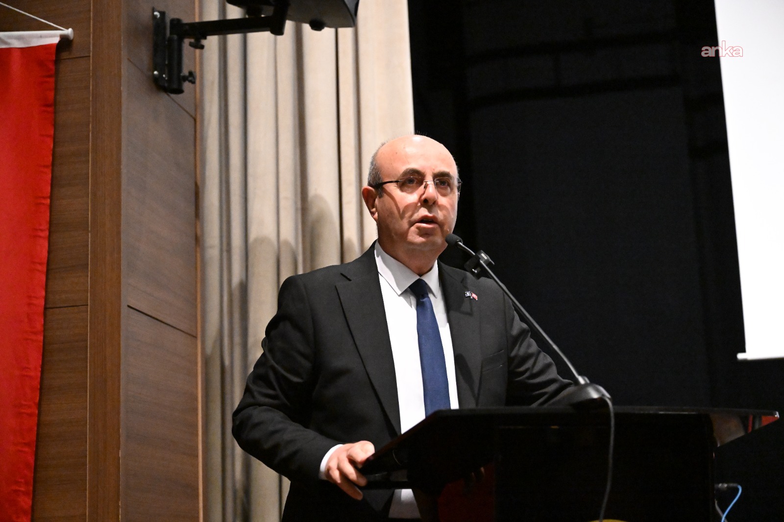 Kırşehir Belediye Başkanı Ekicioğlu Öğretmenler Günü kutlama programına katıldı